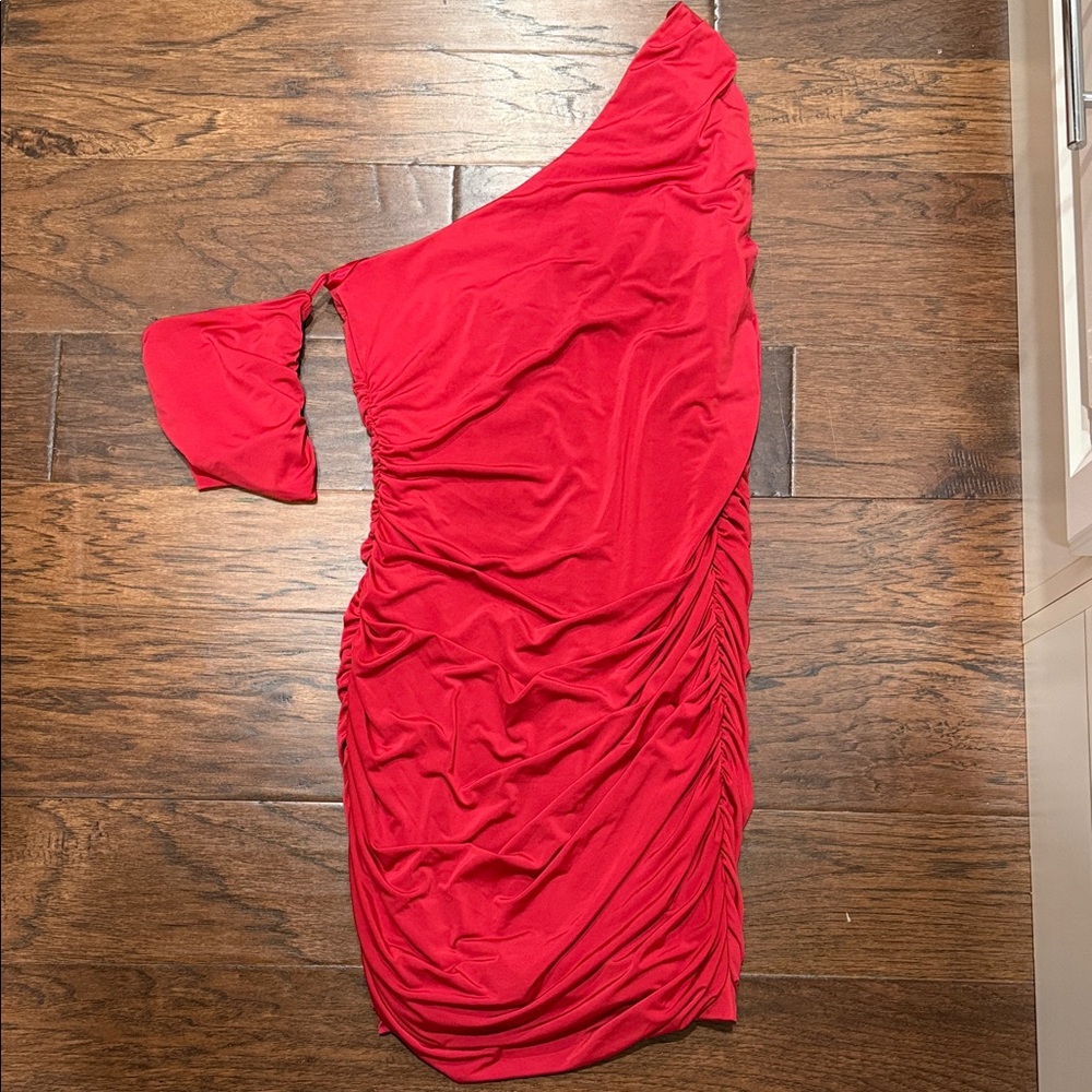 NWOT Bloomingdale’s Aqua Elegant Red One-Shoulder Dress